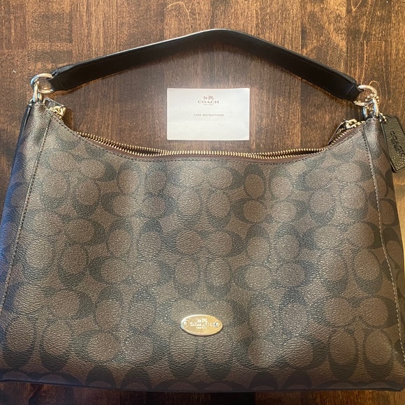 Coach shoulder bag - Picture 1 of 3